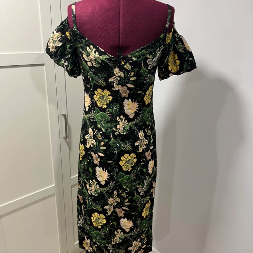 Club Monaco Graciela off shoulder-sleeve dress - Picture 6 of 6